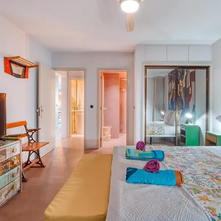 By The Atlantic 2-bedroom Apartmán *