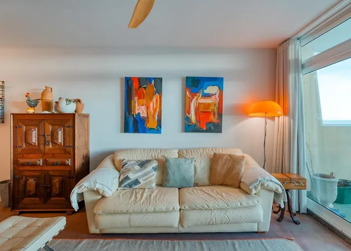 By The Atlantic 2-bedroom * Funchal (Madeira)