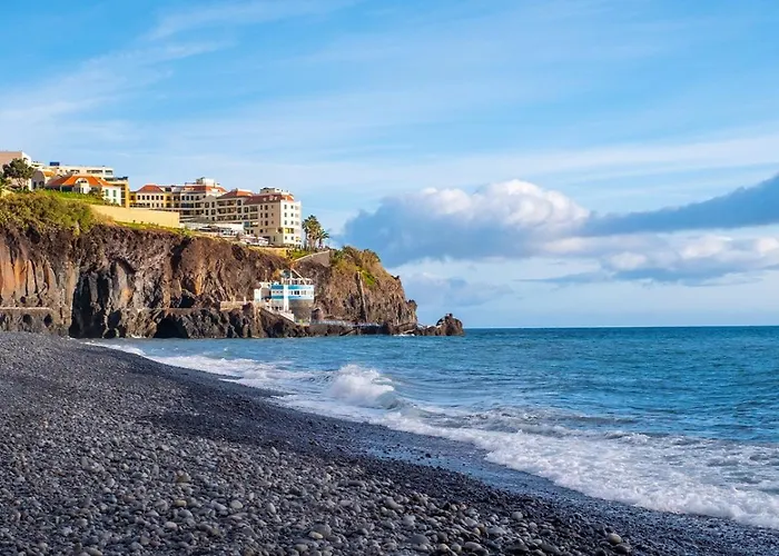 By The Atlantic 2-bedroom Apartmán *