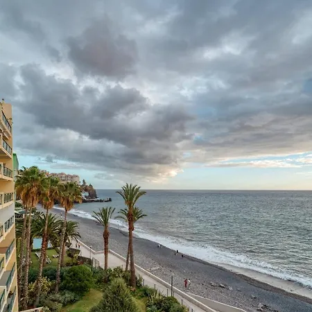 Apartament By The Atlantic 2-bedroom