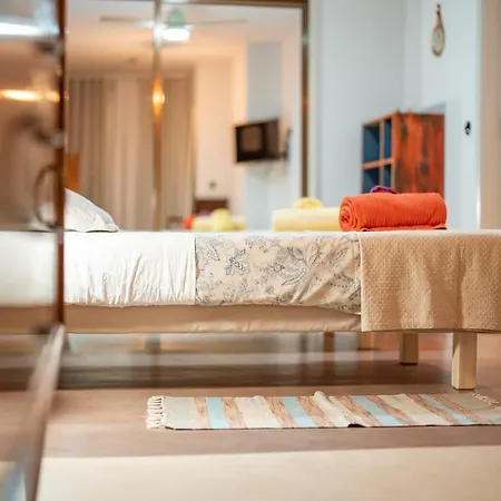 By The Atlantic 2-bedroom Apartament